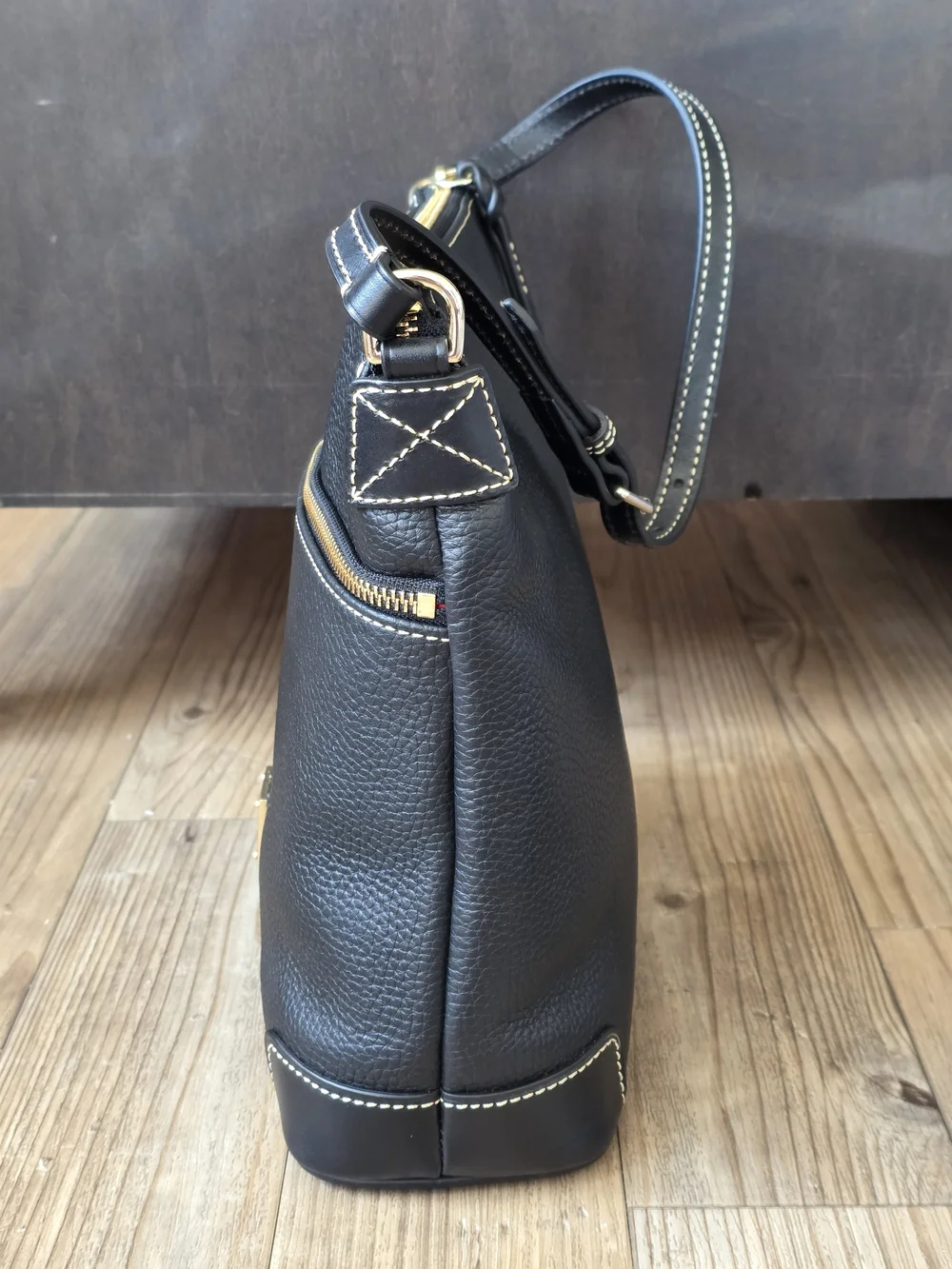 Dooney & Bourke nwot dooney
